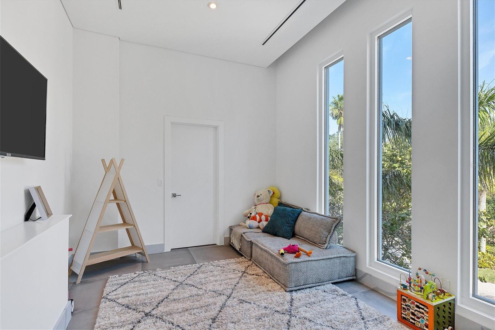 1000 TOCOBAGA Ln SARASOTA, FL 34236