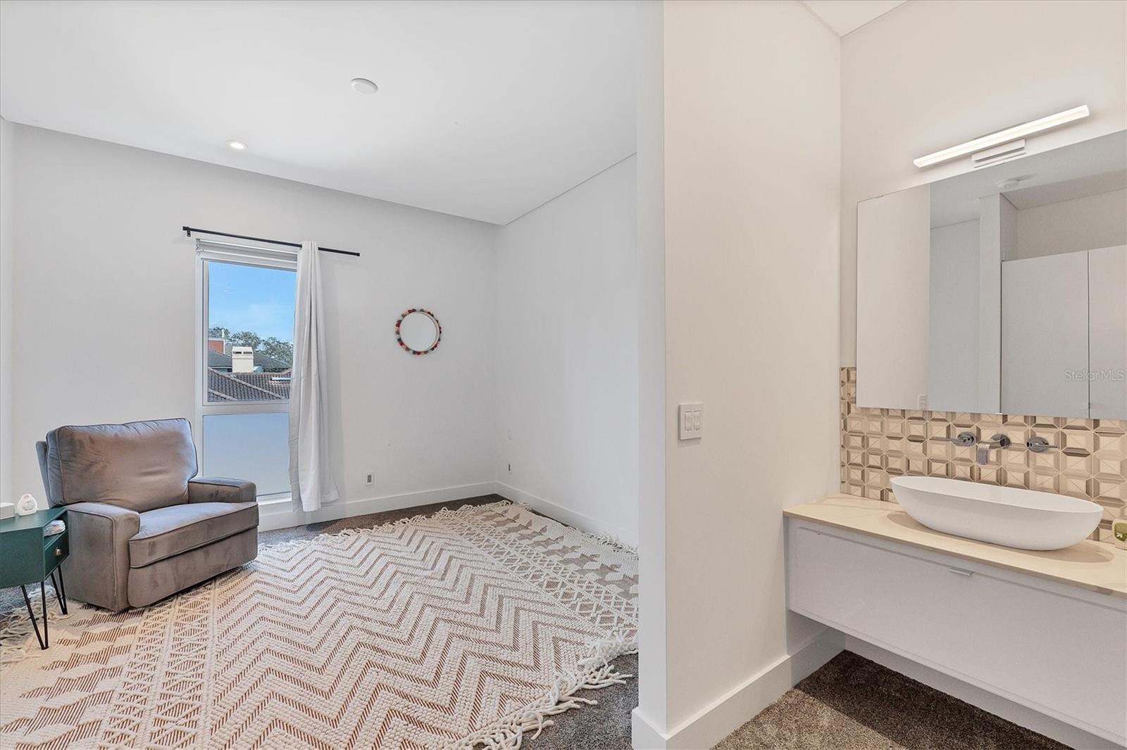 1000 TOCOBAGA Ln SARASOTA, FL 34236