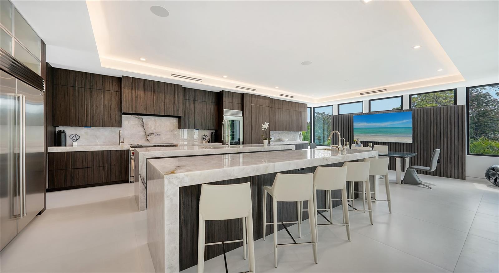 1610 N LODGE Dr SARASOTA, FL 34239