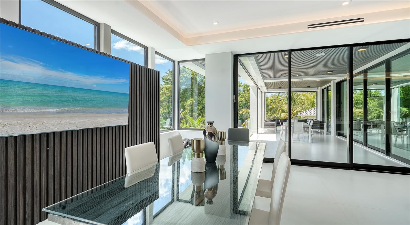 1610 N LODGE Dr SARASOTA, FL 34239