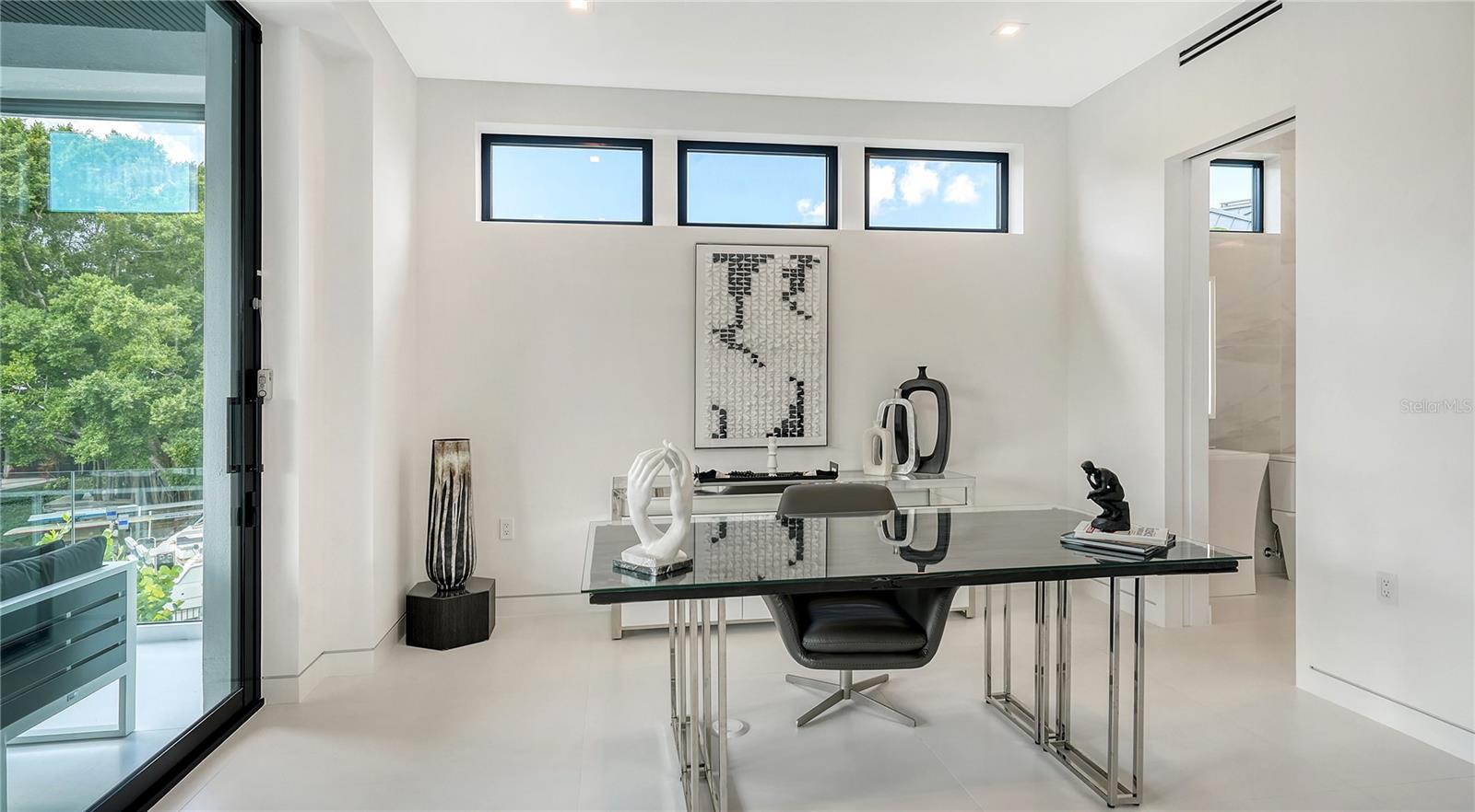 1610 N LODGE Dr SARASOTA, FL 34239