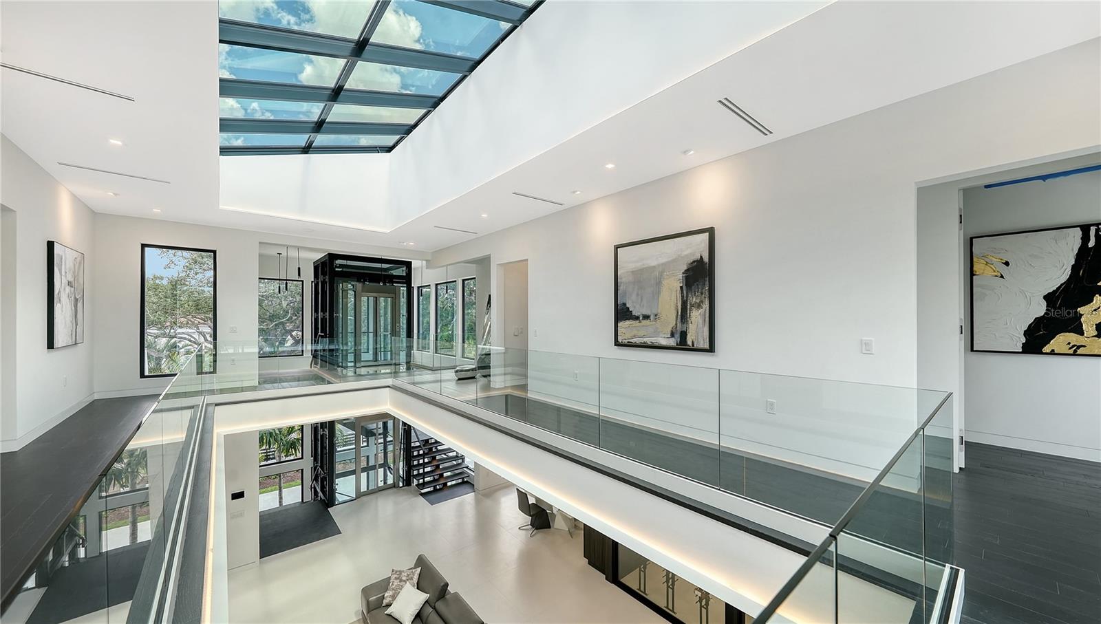 1610 N LODGE Dr SARASOTA, FL 34239