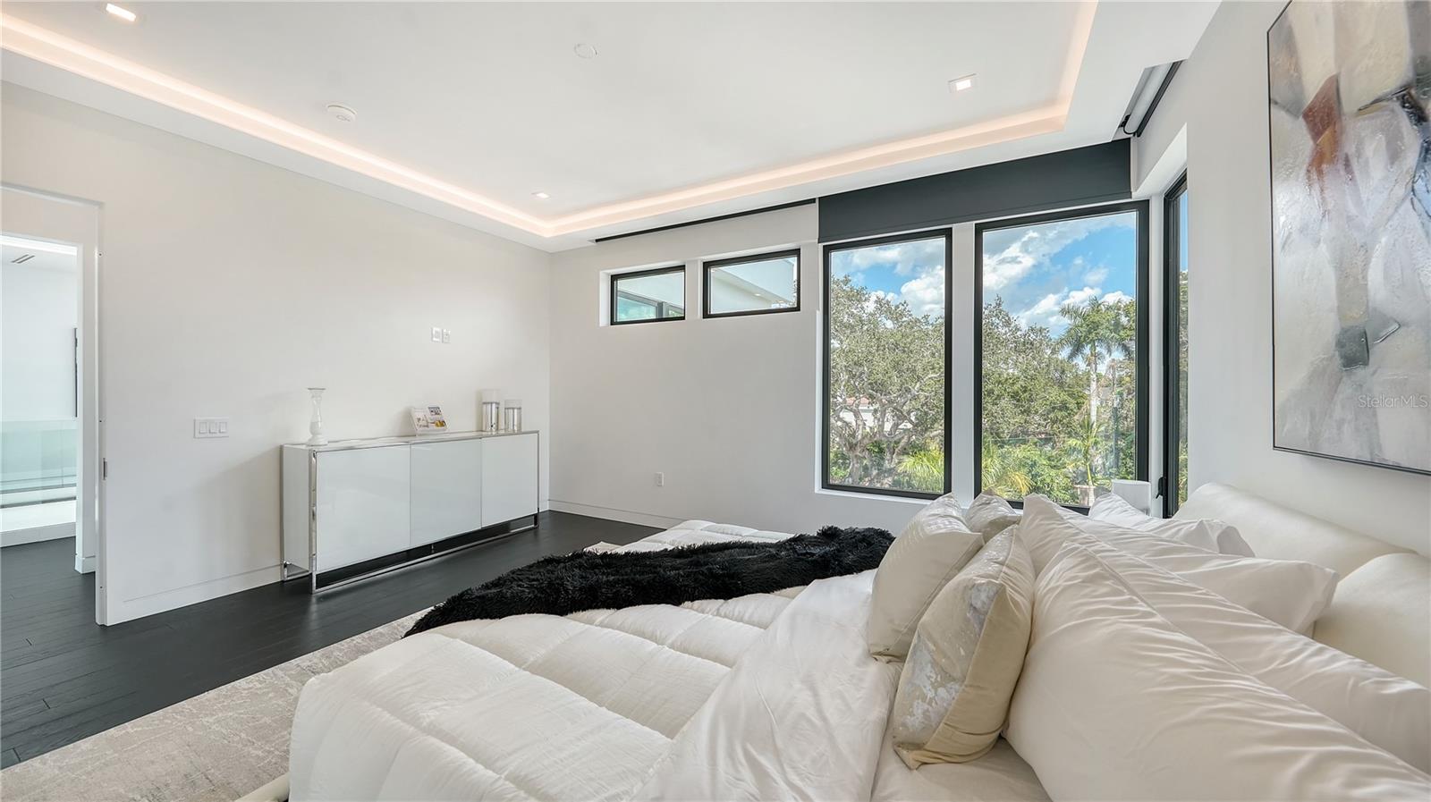 1610 N LODGE Dr SARASOTA, FL 34239