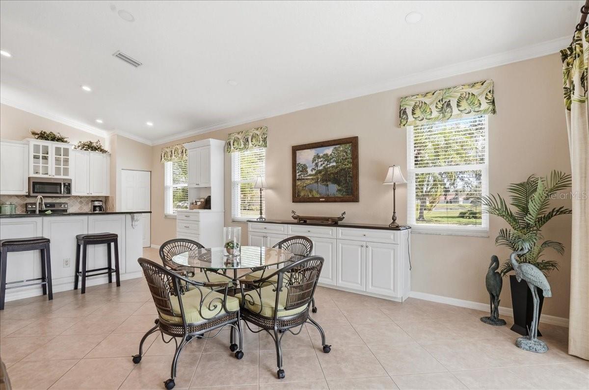 4246 65TH Pl SARASOTA, FL 34243