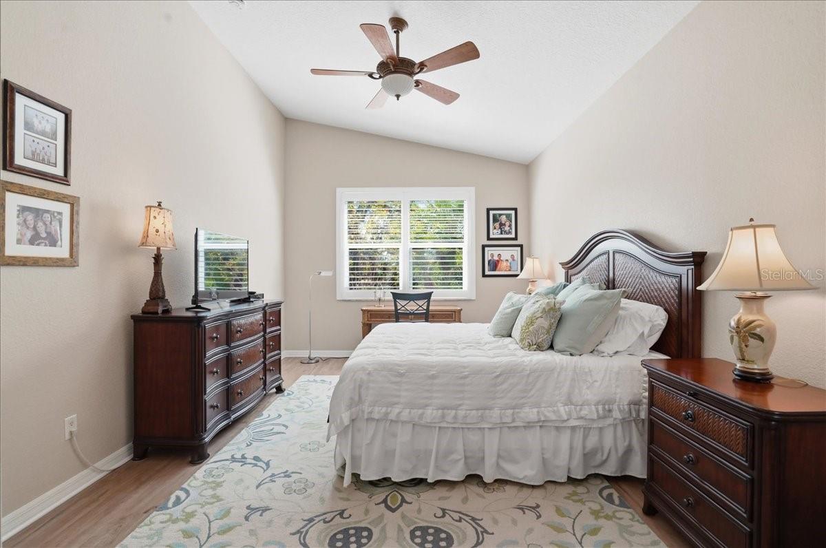 4246 65TH Pl SARASOTA, FL 34243