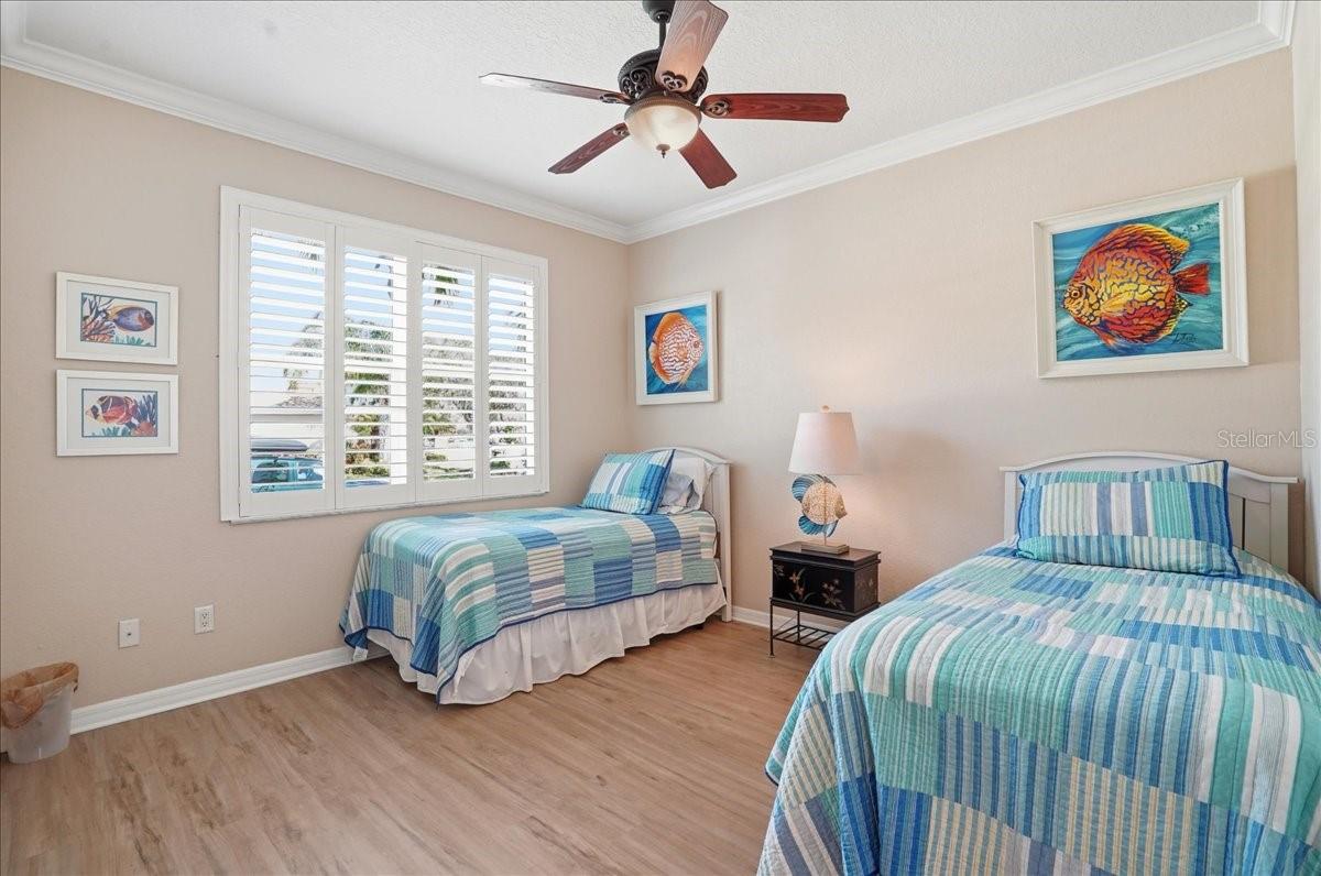 4246 65TH Pl SARASOTA, FL 34243