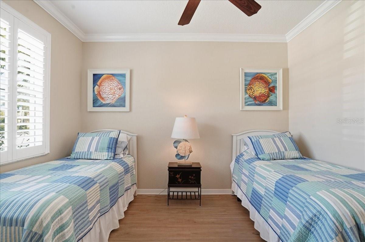 4246 65TH Pl SARASOTA, FL 34243