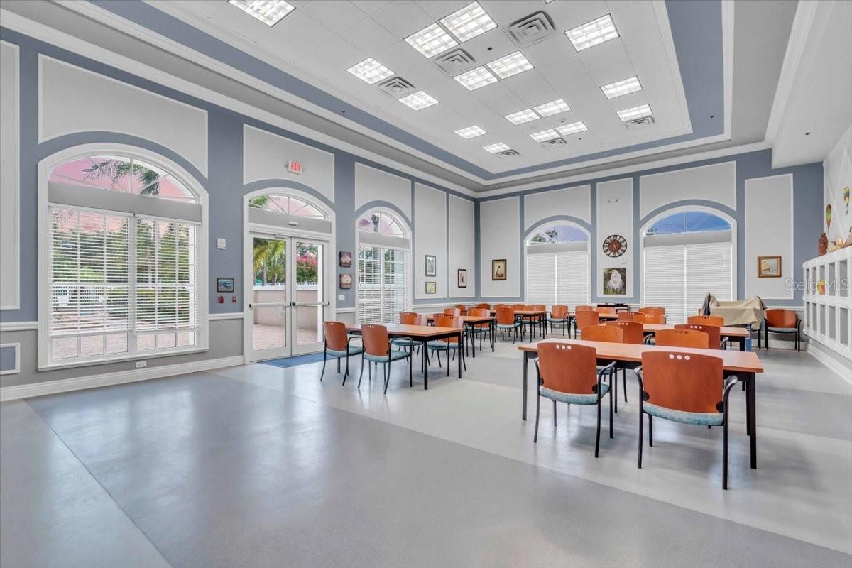 4246 65TH Pl SARASOTA, FL 34243