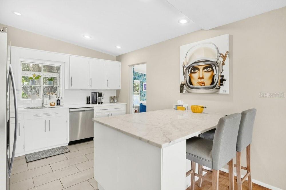 2512 Lk WADE Ct ORLANDO, FL 32806