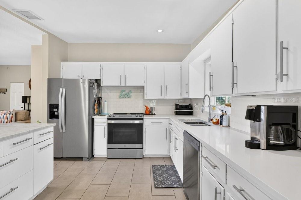 2512 Lk WADE Ct ORLANDO, FL 32806