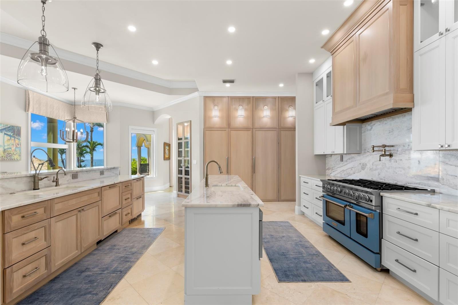 611 1ST Ave TIERRA VERDE, FL 33715