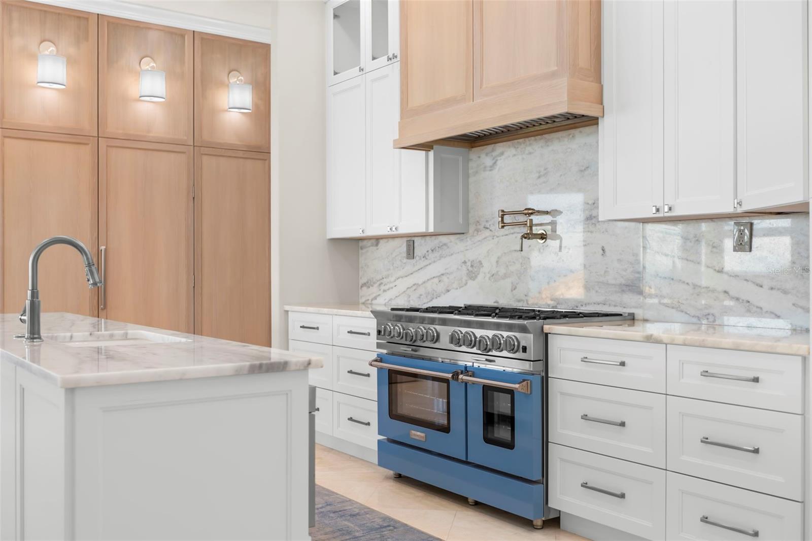 611 1ST Ave TIERRA VERDE, FL 33715