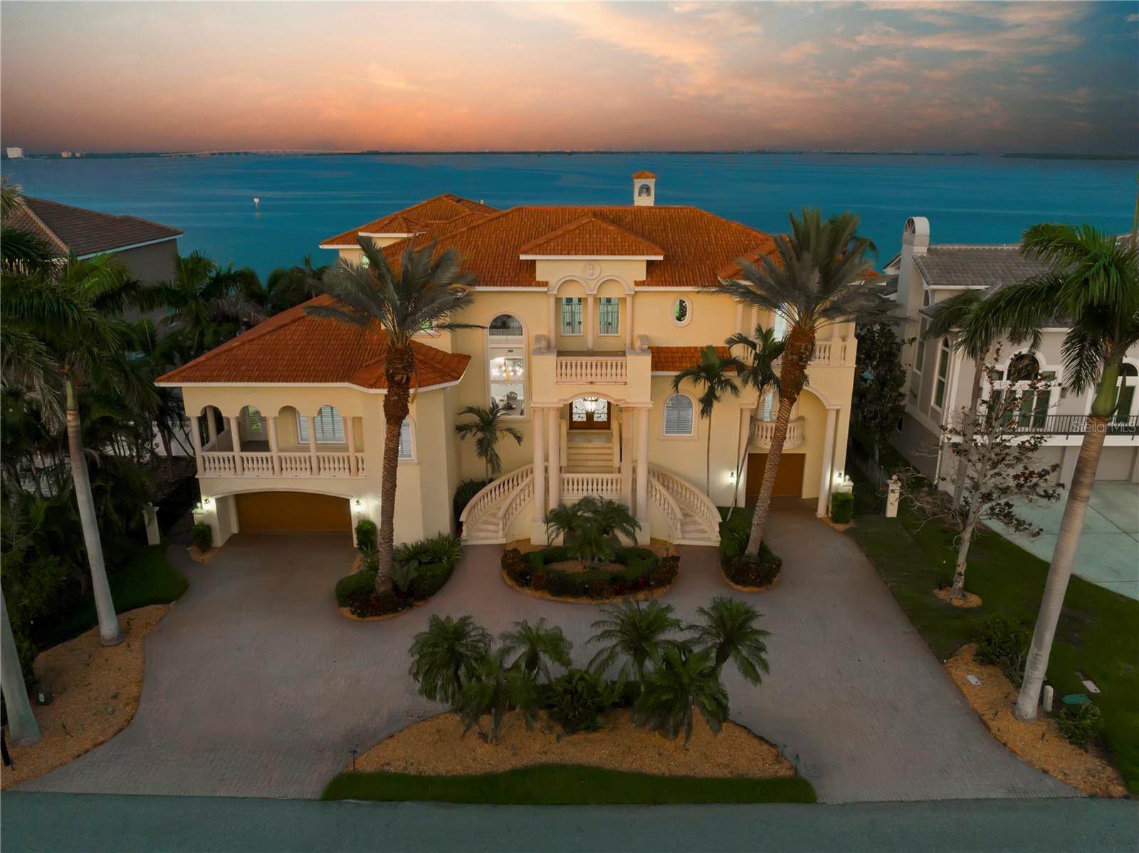 611 1ST Ave TIERRA VERDE, FL 33715