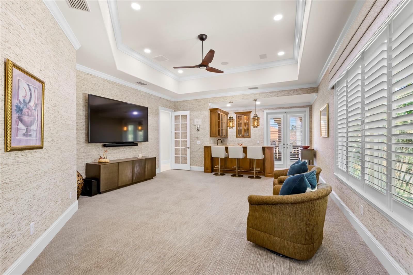 611 1ST Ave TIERRA VERDE, FL 33715