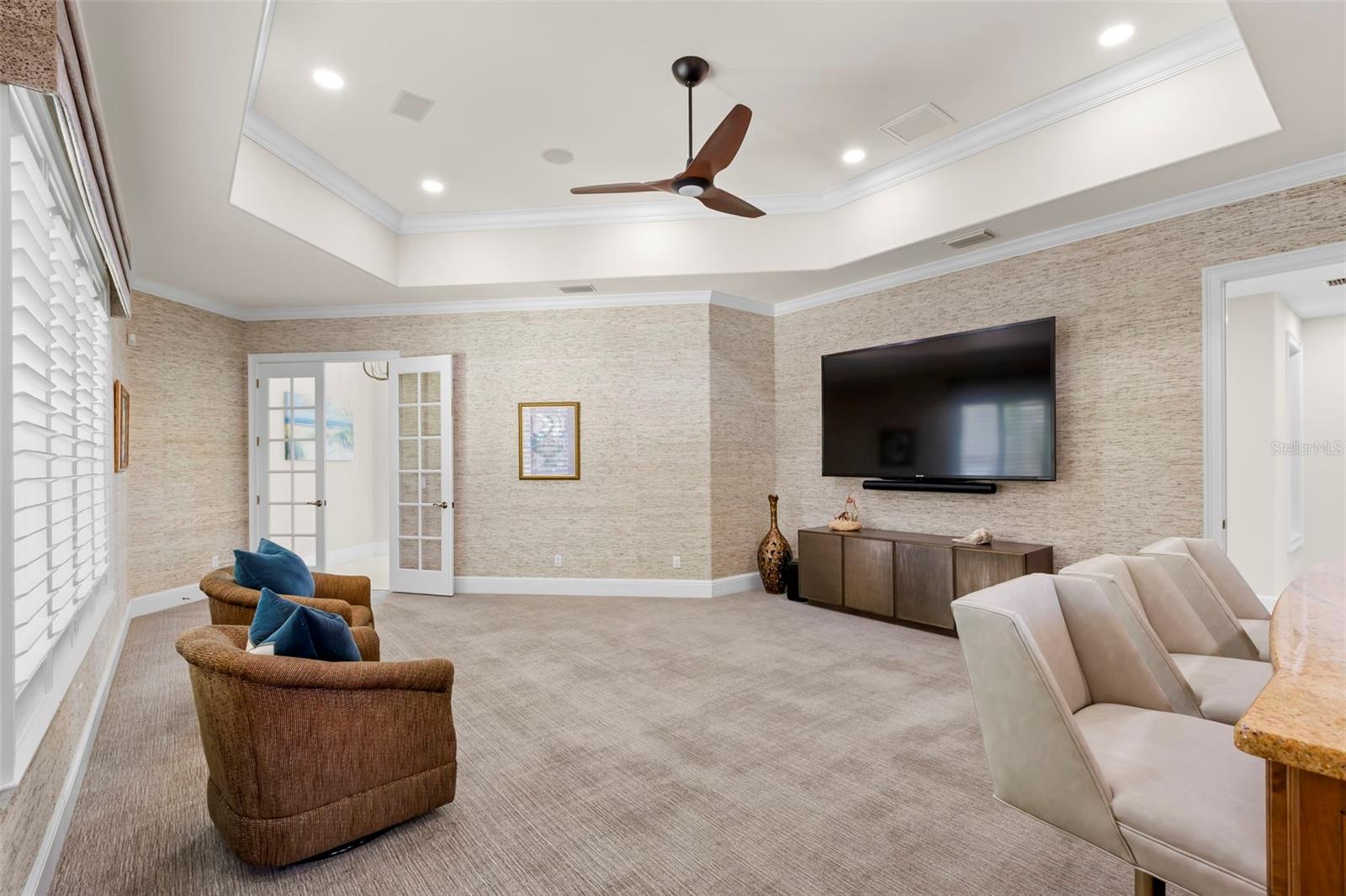 611 1ST Ave TIERRA VERDE, FL 33715