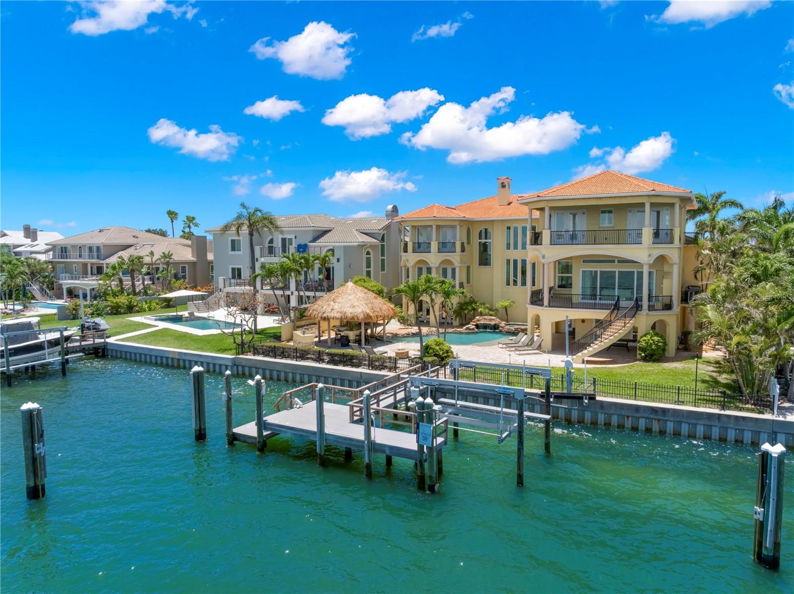 611 1ST Ave TIERRA VERDE, FL 33715