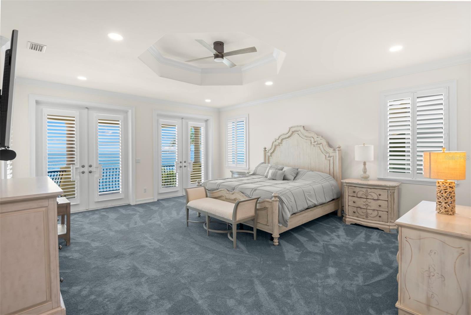 611 1ST Ave TIERRA VERDE, FL 33715