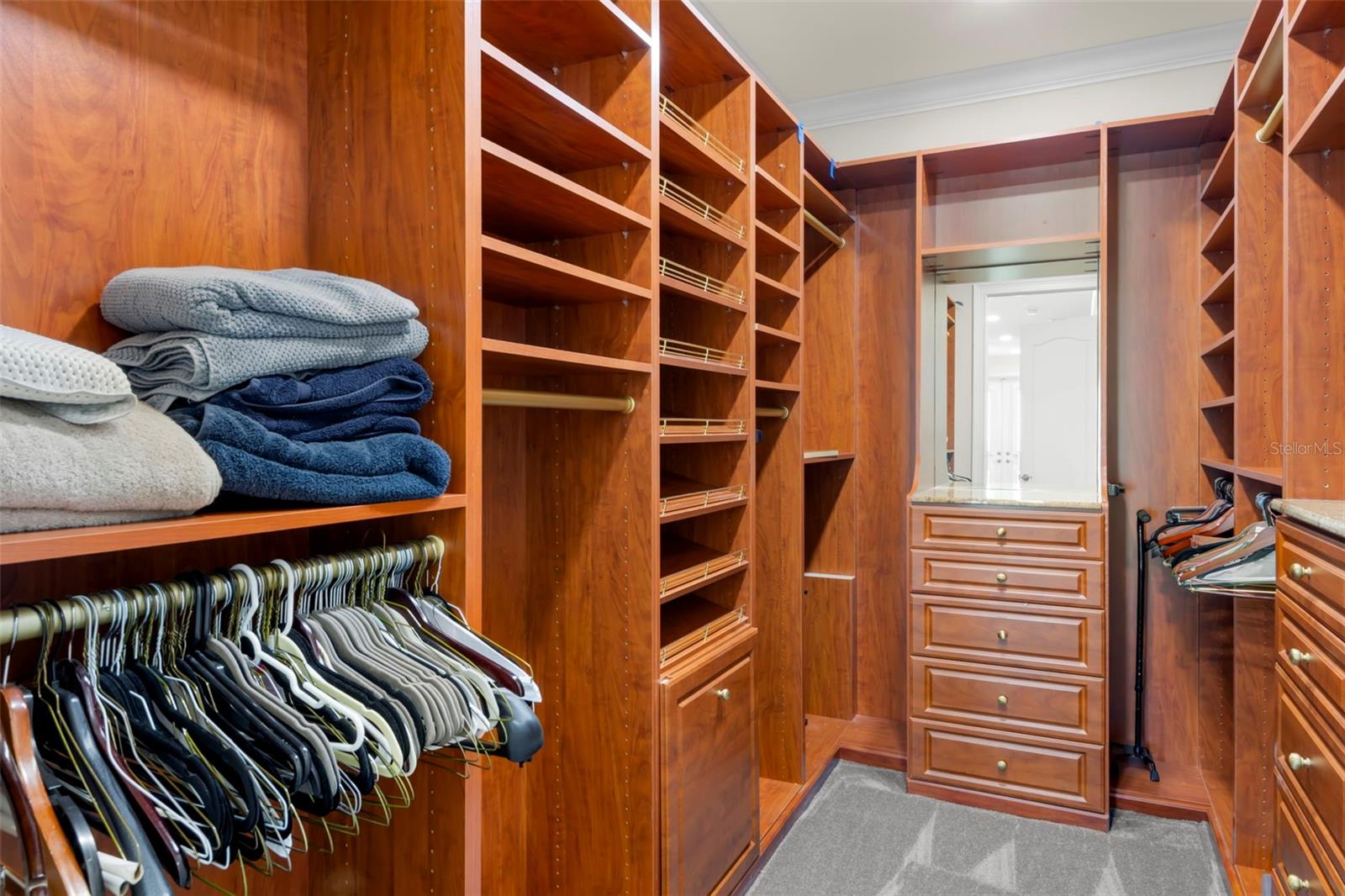 611 1ST Ave TIERRA VERDE, FL 33715