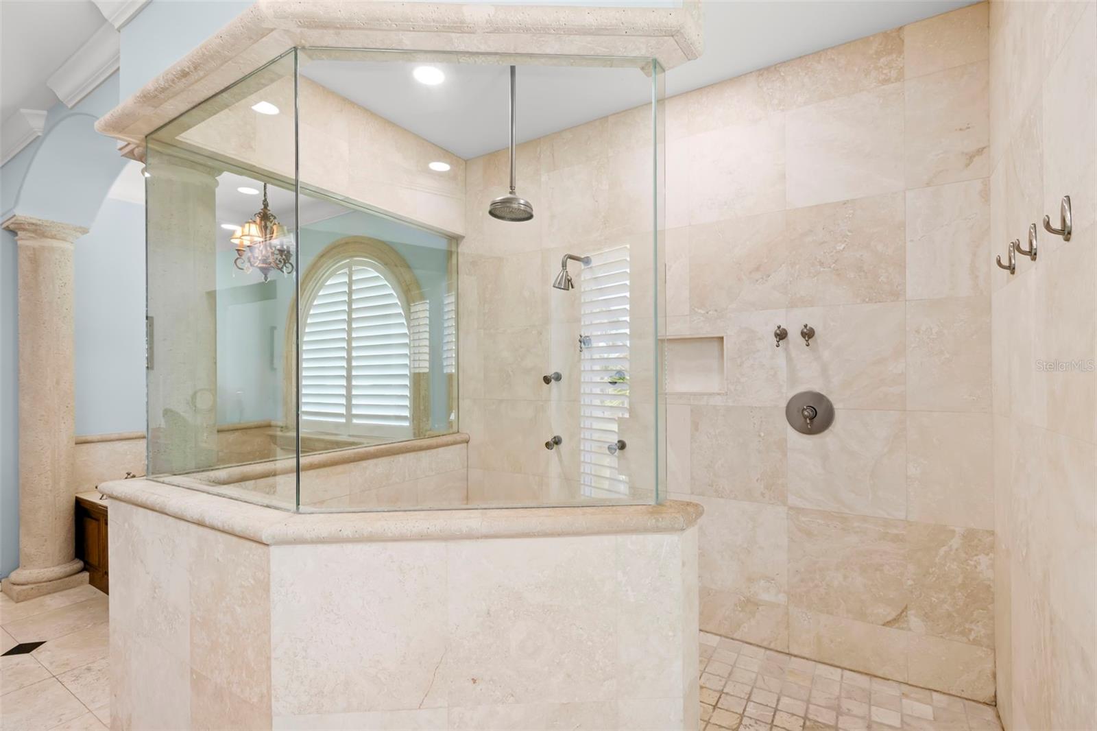 611 1ST Ave TIERRA VERDE, FL 33715