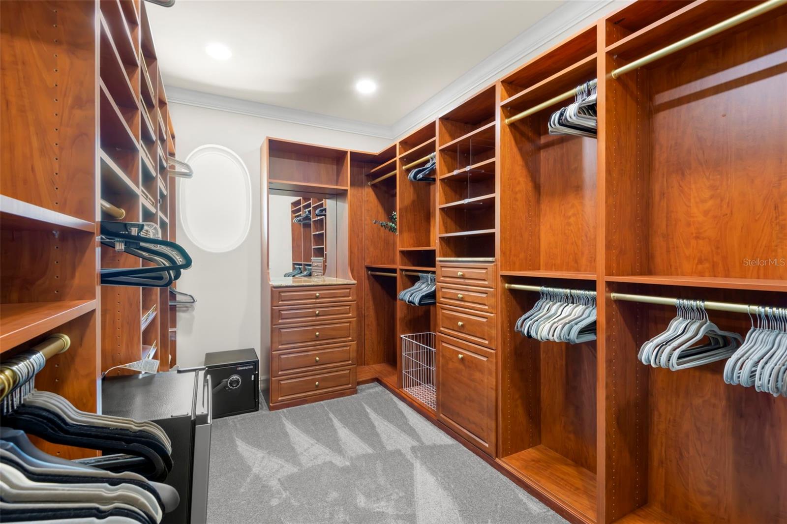 611 1ST Ave TIERRA VERDE, FL 33715