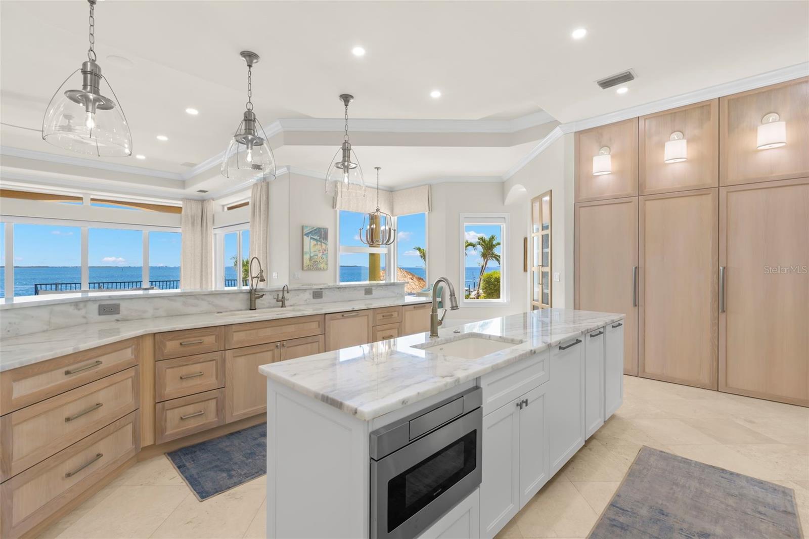 611 1ST Ave TIERRA VERDE, FL 33715