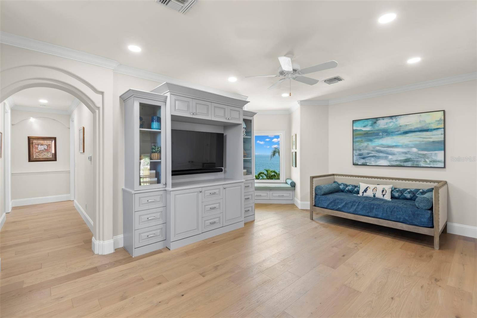 611 1ST Ave TIERRA VERDE, FL 33715