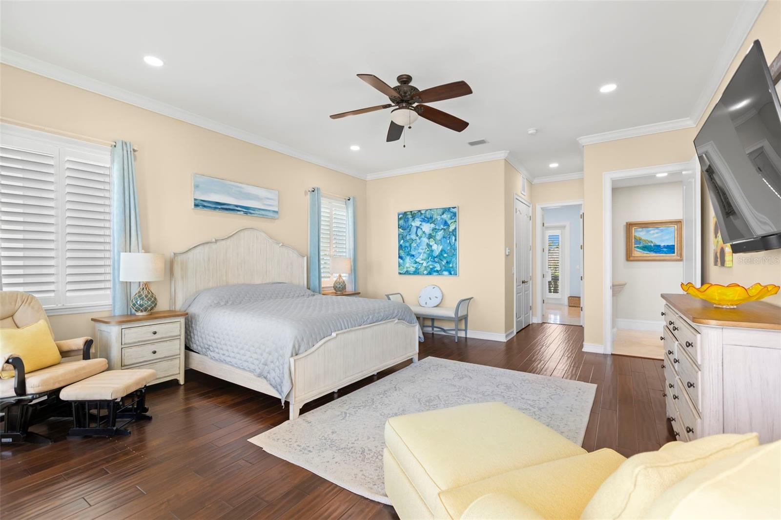 611 1ST Ave TIERRA VERDE, FL 33715