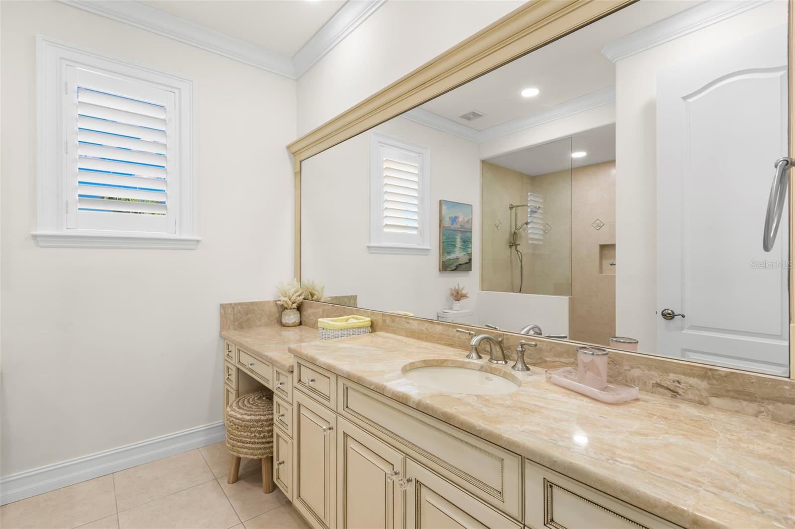 611 1ST Ave TIERRA VERDE, FL 33715