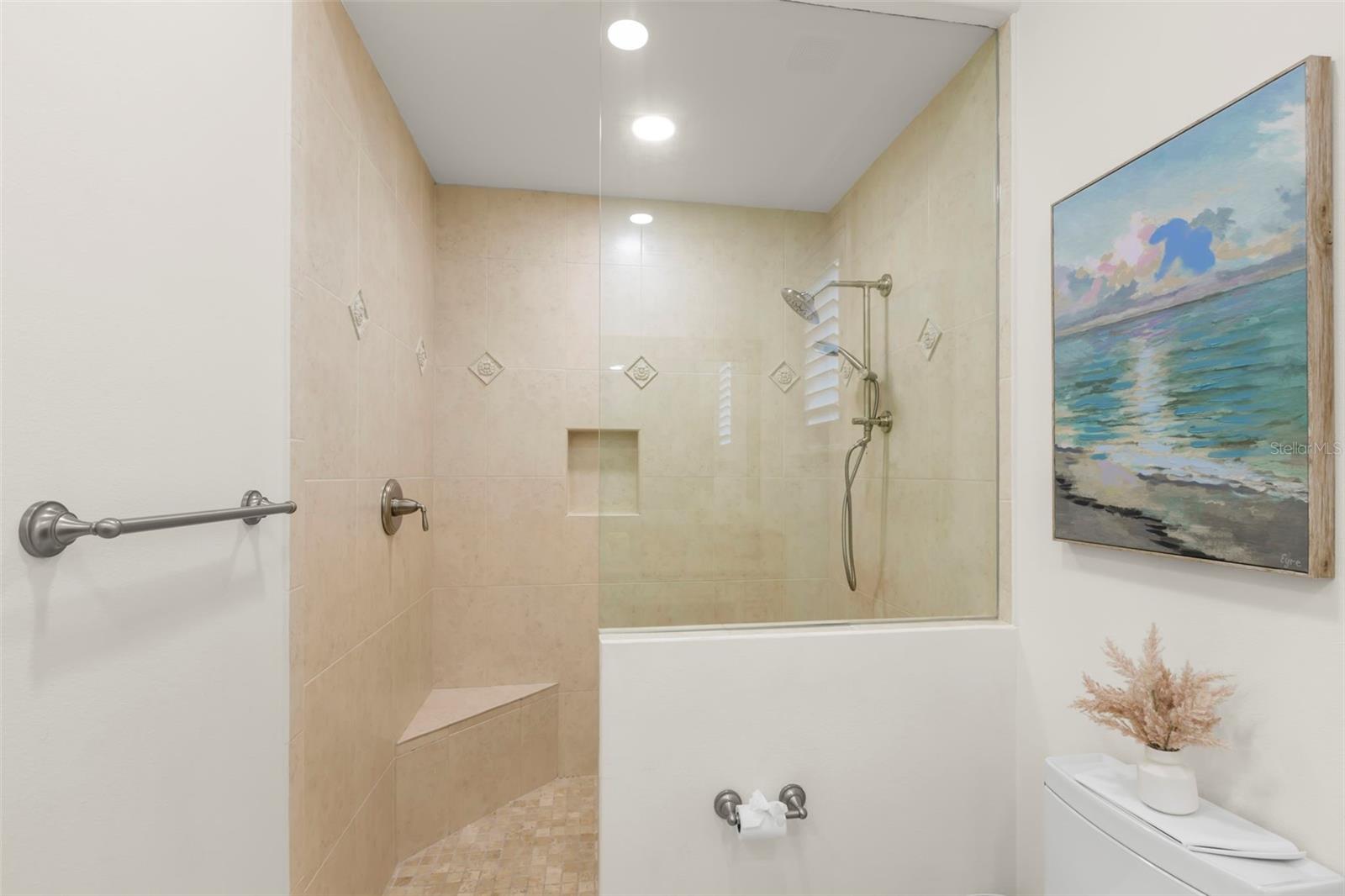 611 1ST Ave TIERRA VERDE, FL 33715