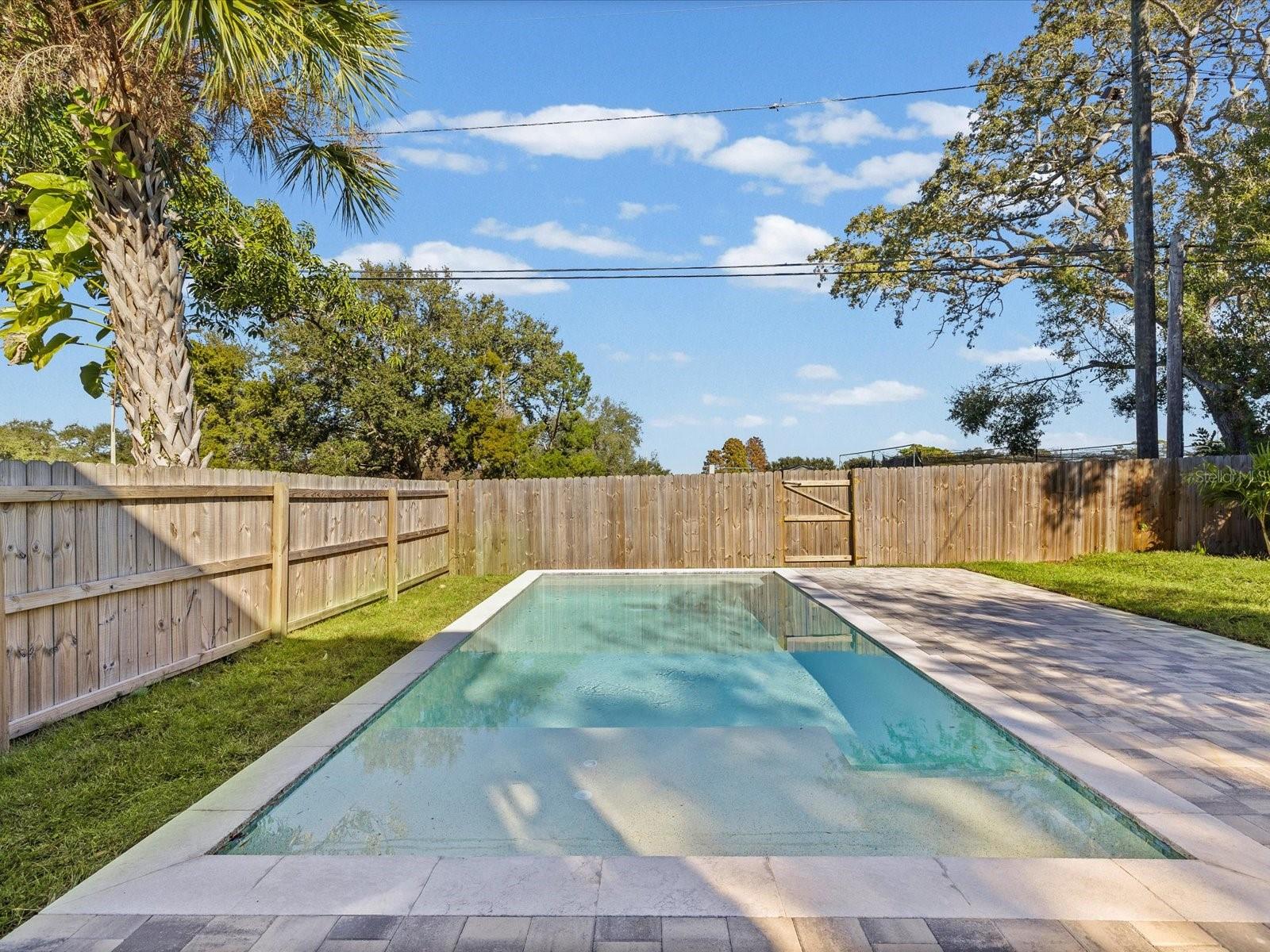 605 12TH Ave ST PETERSBURG, FL 33701