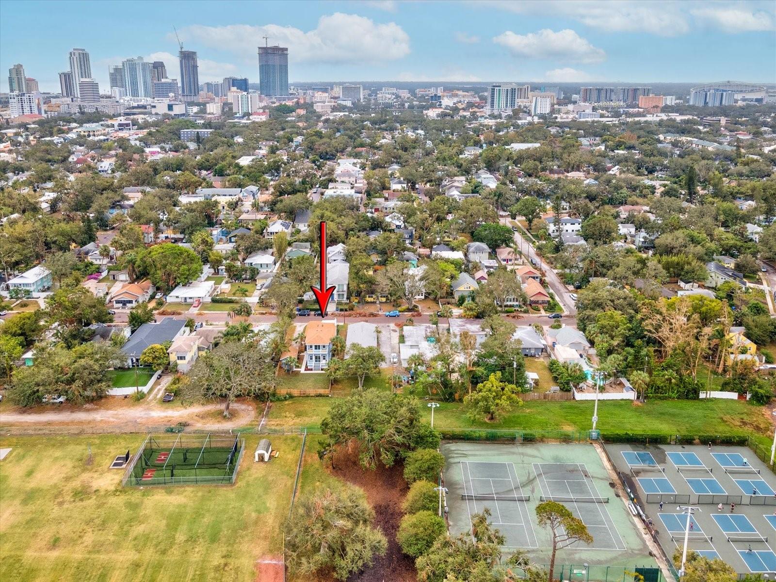 605 12TH Ave ST PETERSBURG, FL 33701