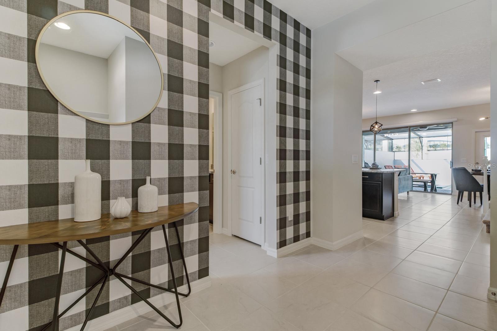 2436 DUBAI St KISSIMMEE, FL 34747