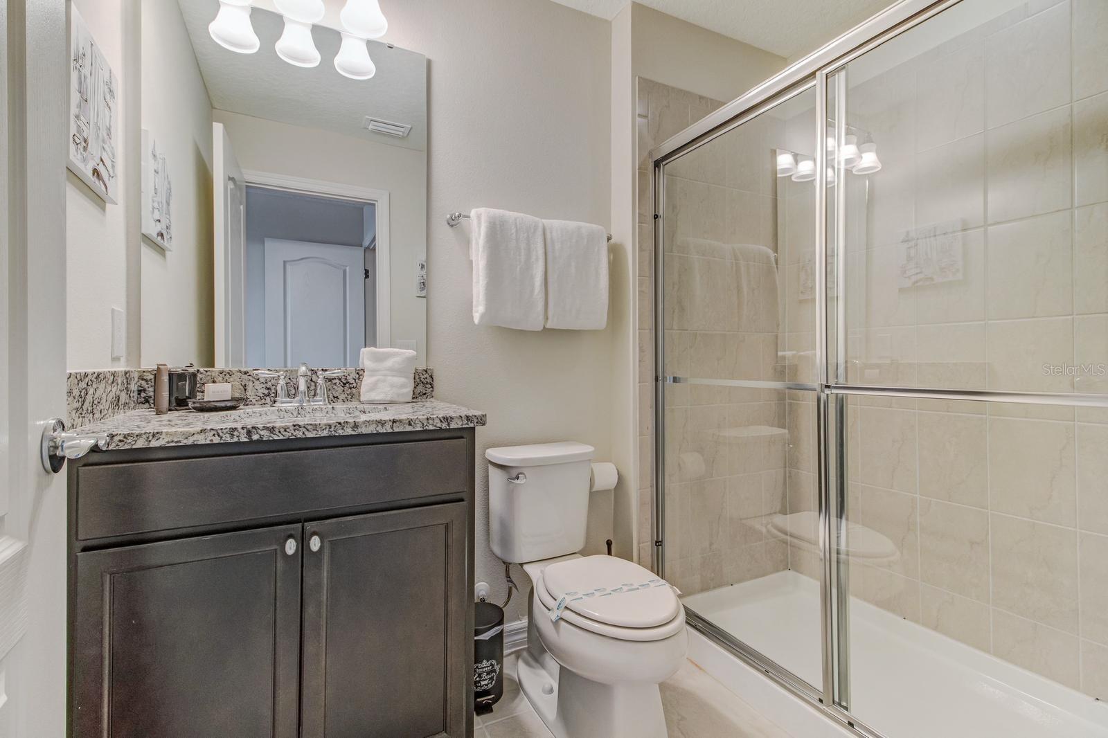 2436 DUBAI St KISSIMMEE, FL 34747