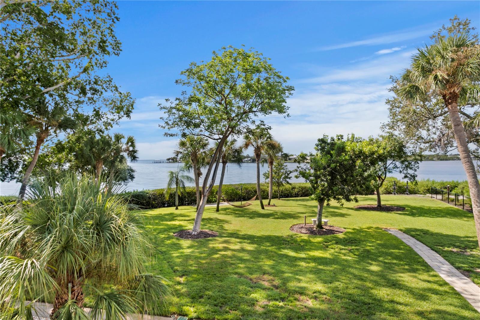 234 DRIFTWOOD Rd ST PETERSBURG, FL 33705