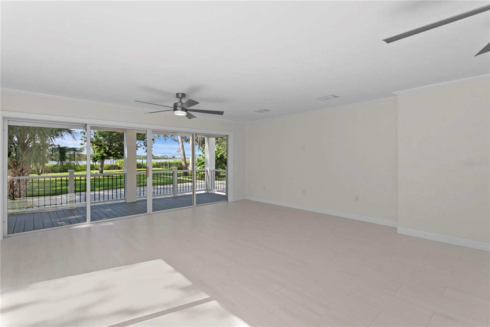 234 DRIFTWOOD Rd ST PETERSBURG, FL 33705