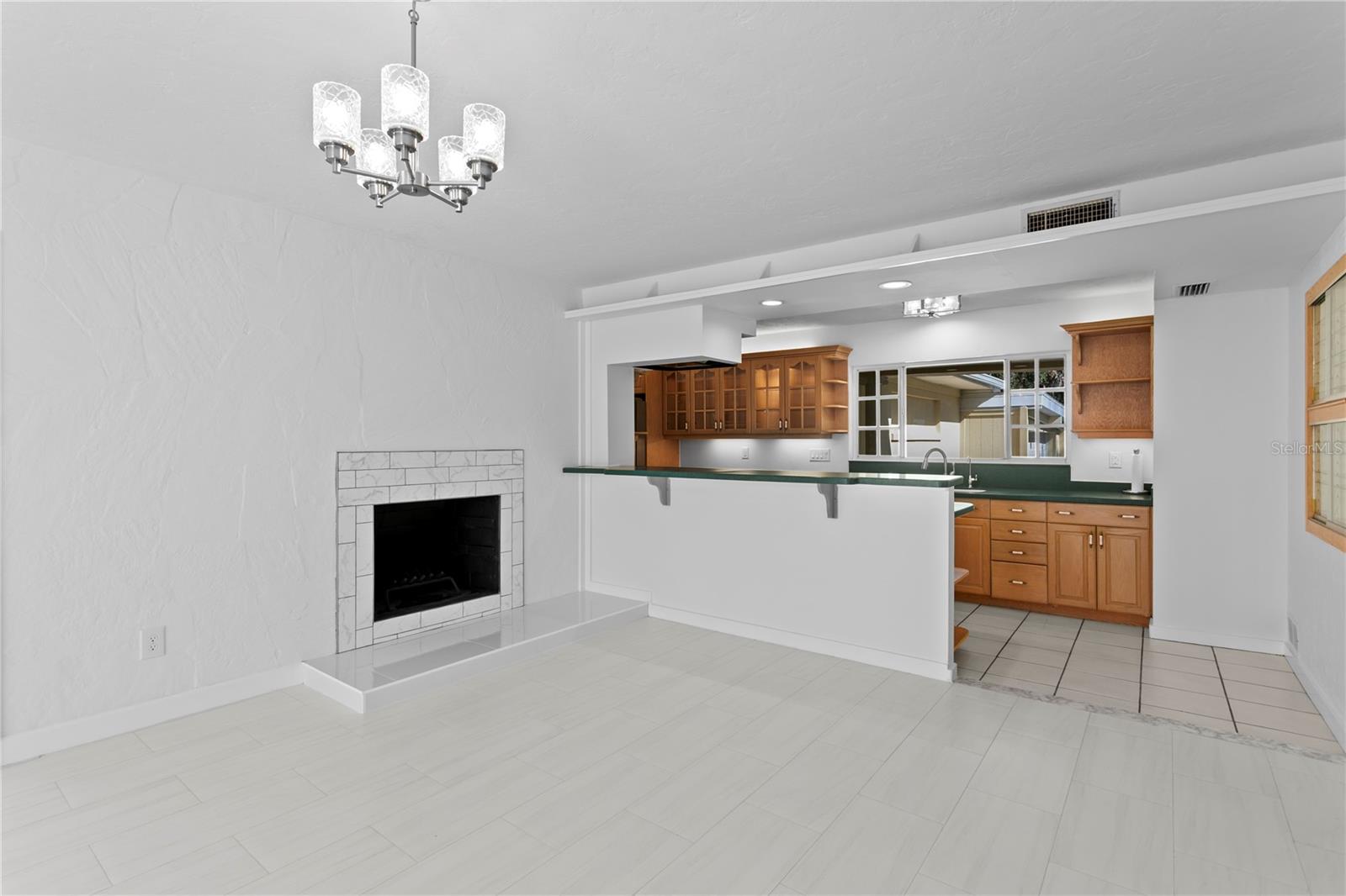 234 DRIFTWOOD Rd ST PETERSBURG, FL 33705