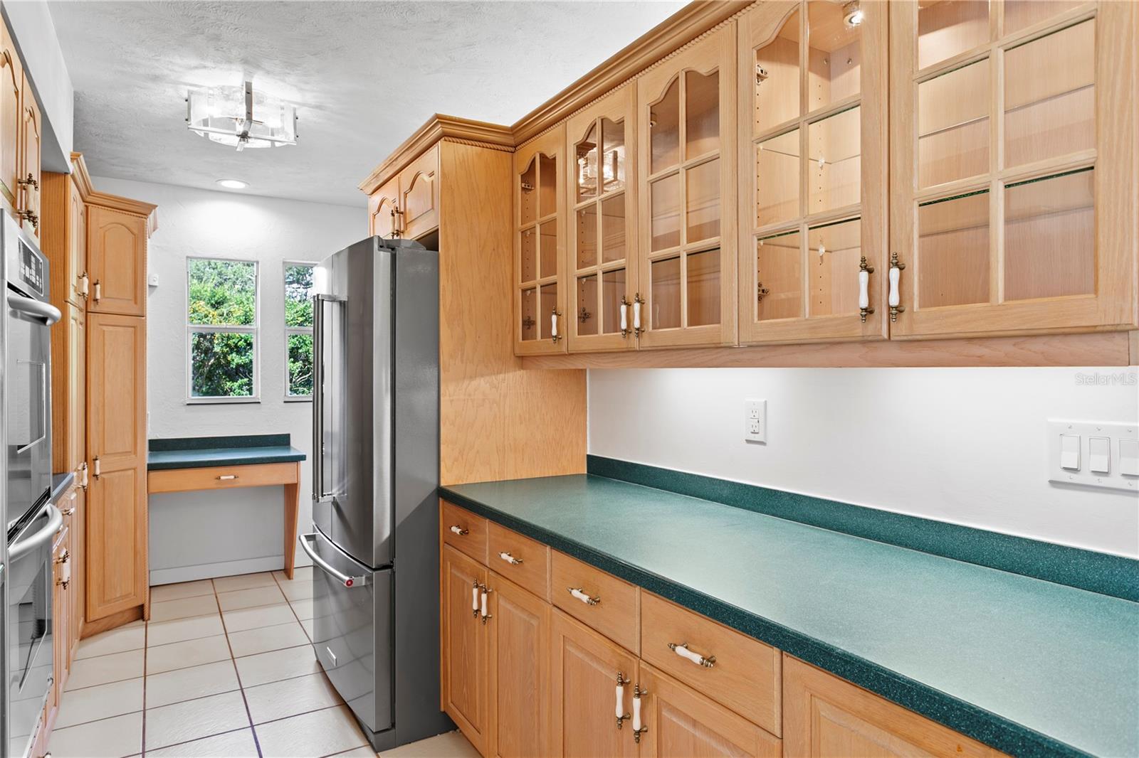 234 DRIFTWOOD Rd ST PETERSBURG, FL 33705