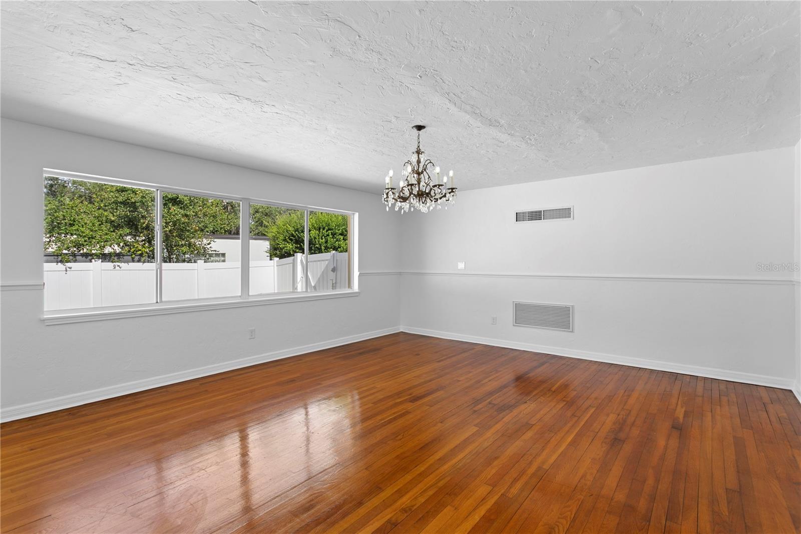 234 DRIFTWOOD Rd ST PETERSBURG, FL 33705