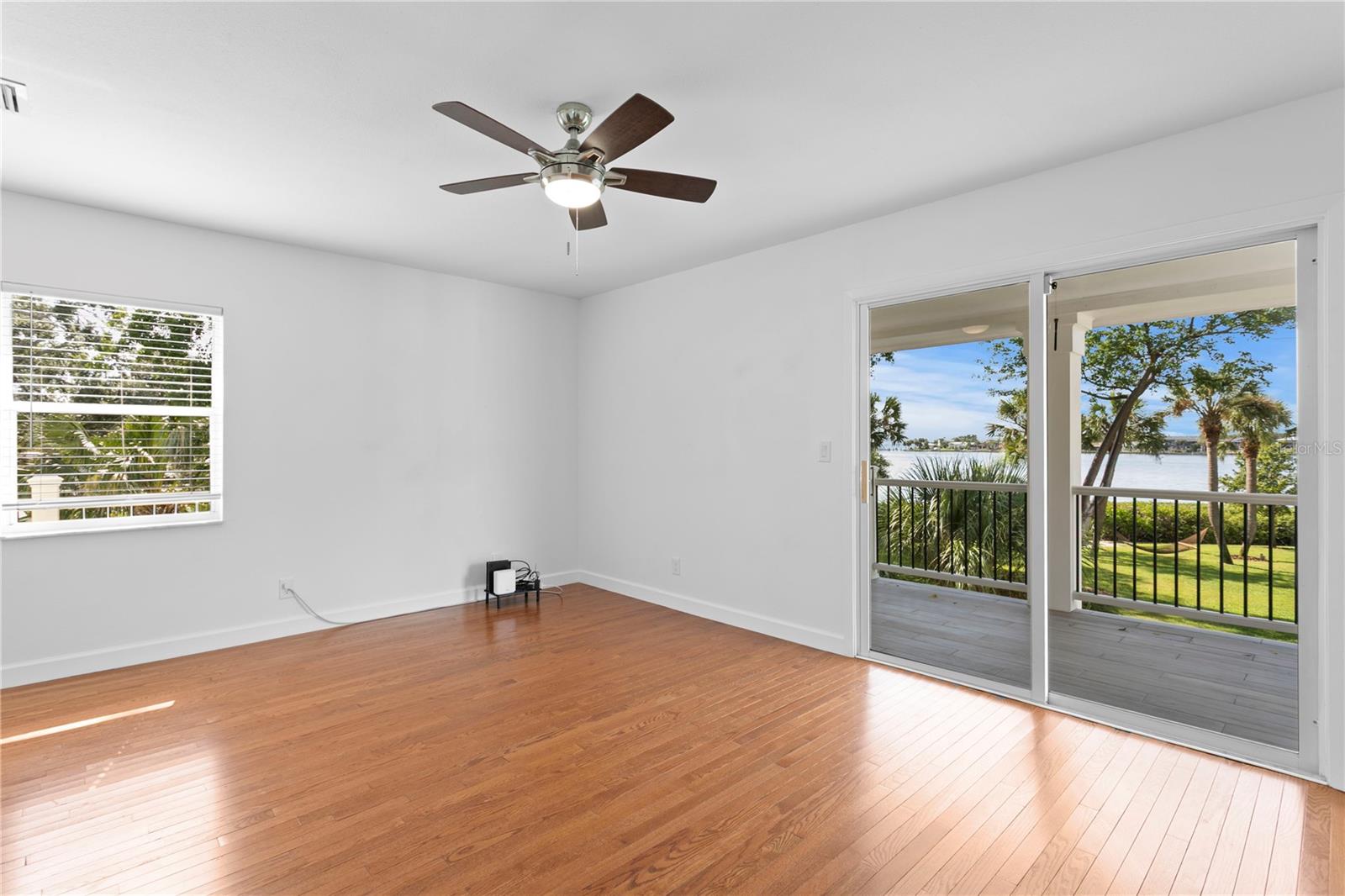 234 DRIFTWOOD Rd ST PETERSBURG, FL 33705