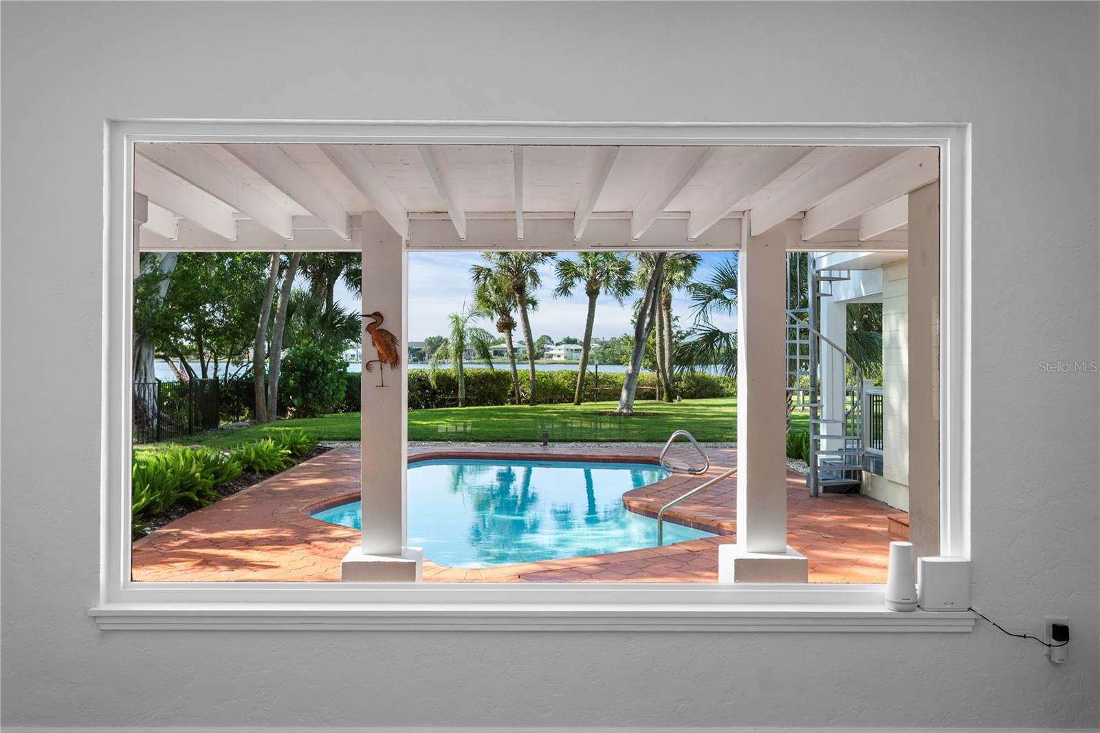 234 DRIFTWOOD Rd ST PETERSBURG, FL 33705