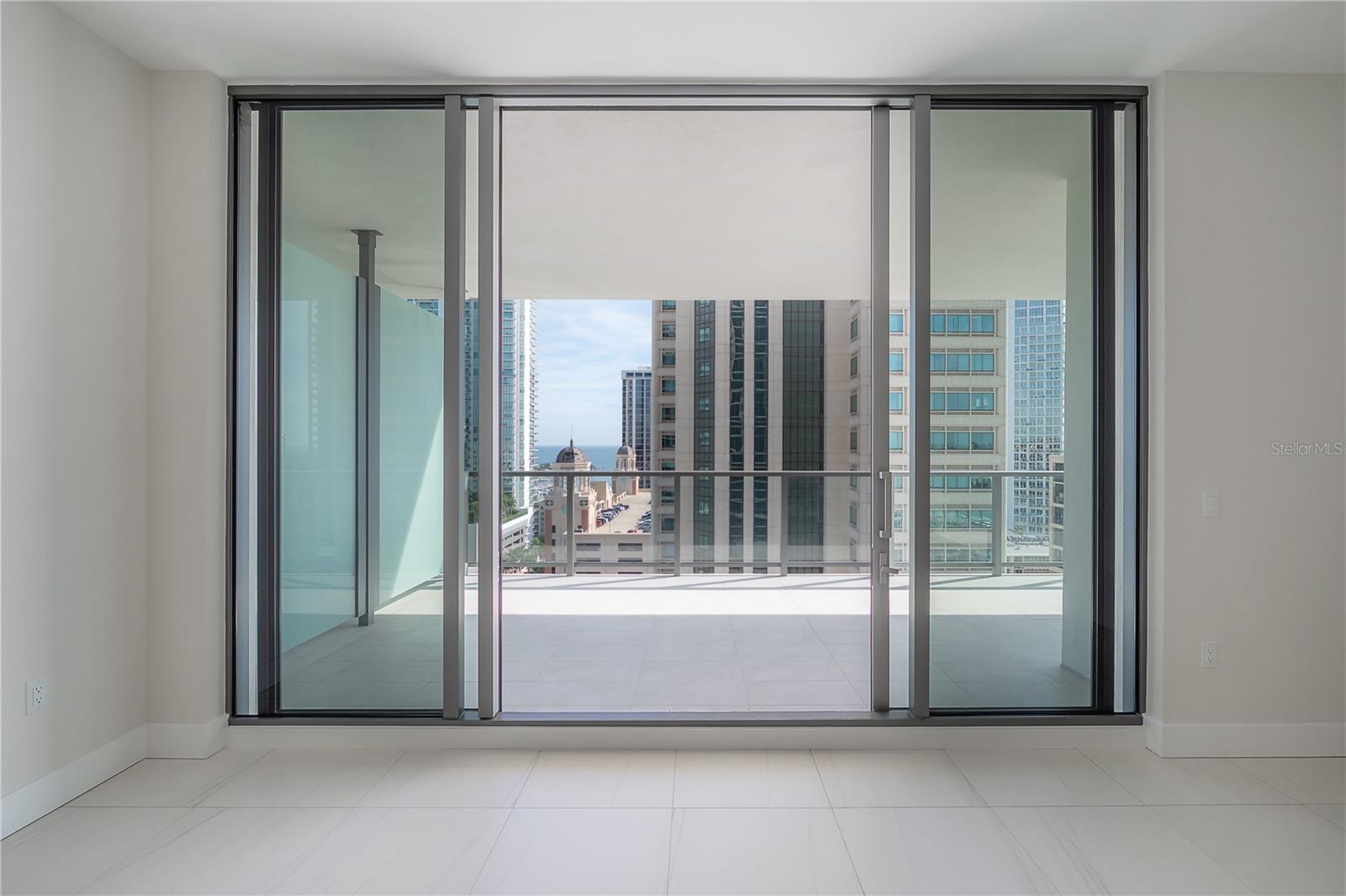 275 1ST Ave #1504 ST PETERSBURG, FL 33701