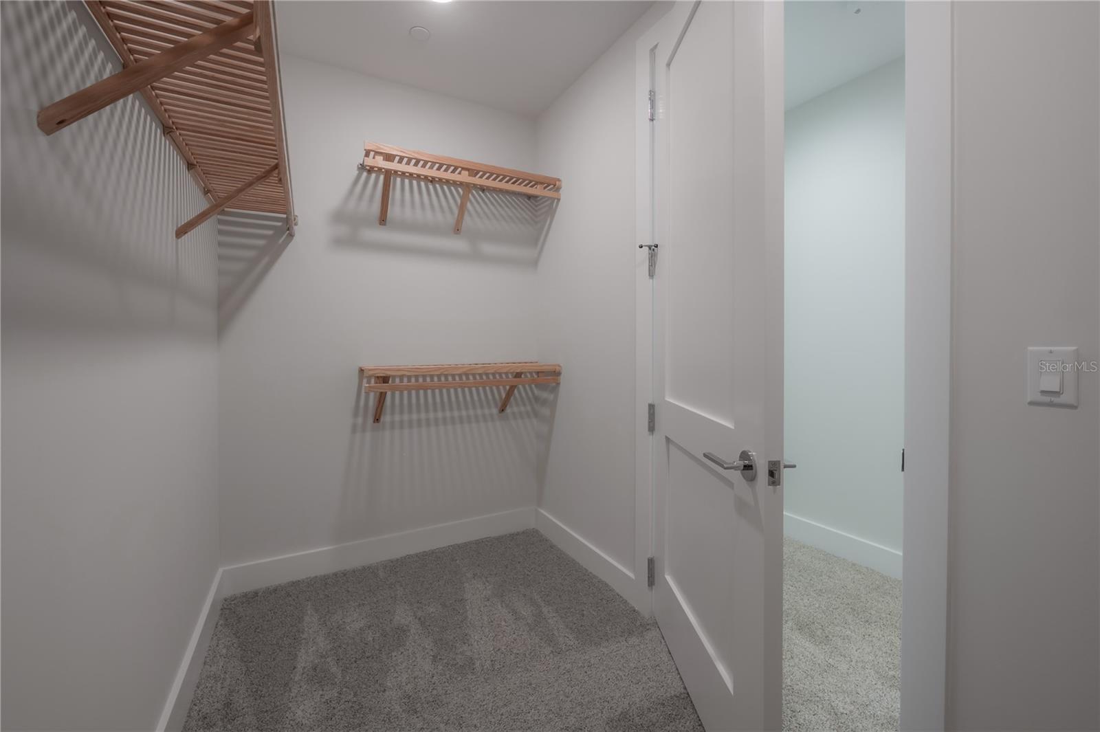 275 1ST Ave #1504 ST PETERSBURG, FL 33701