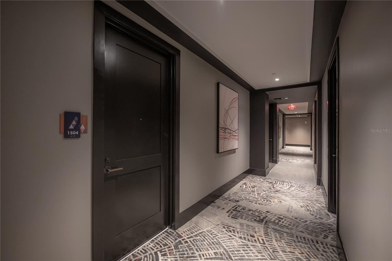 275 1ST Ave #1504 ST PETERSBURG, FL 33701