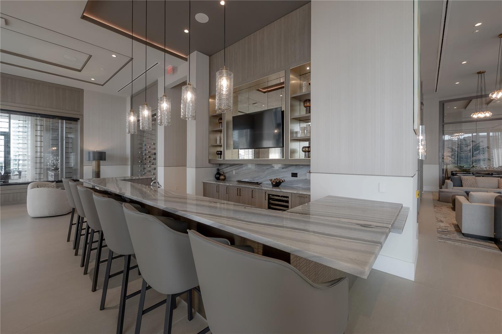 275 1ST Ave #1504 ST PETERSBURG, FL 33701