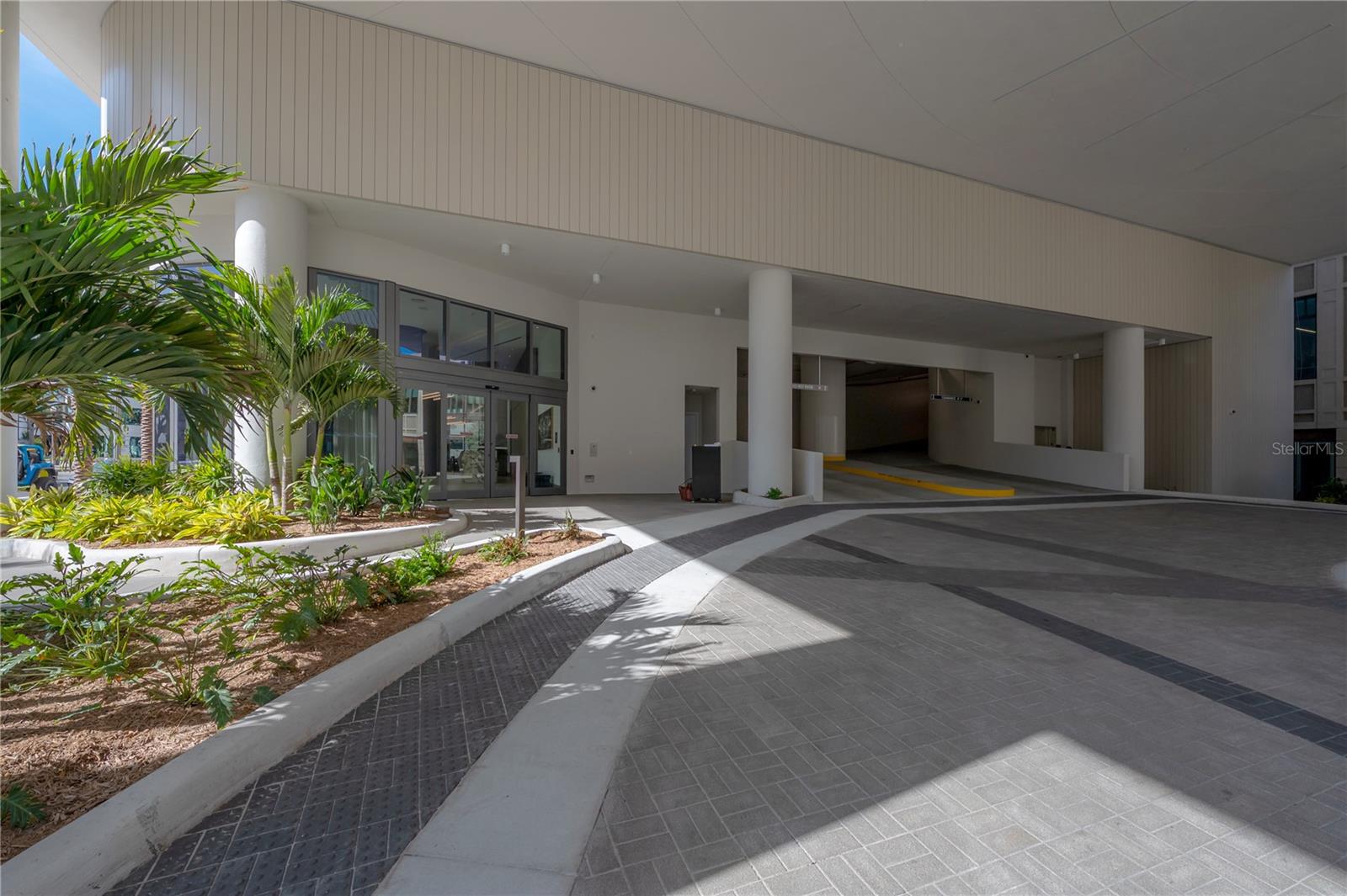 275 1ST Ave #1504 ST PETERSBURG, FL 33701