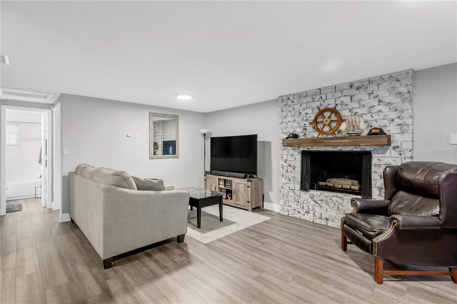 6305 S SELBOURNE Ave TAMPA, FL 33611