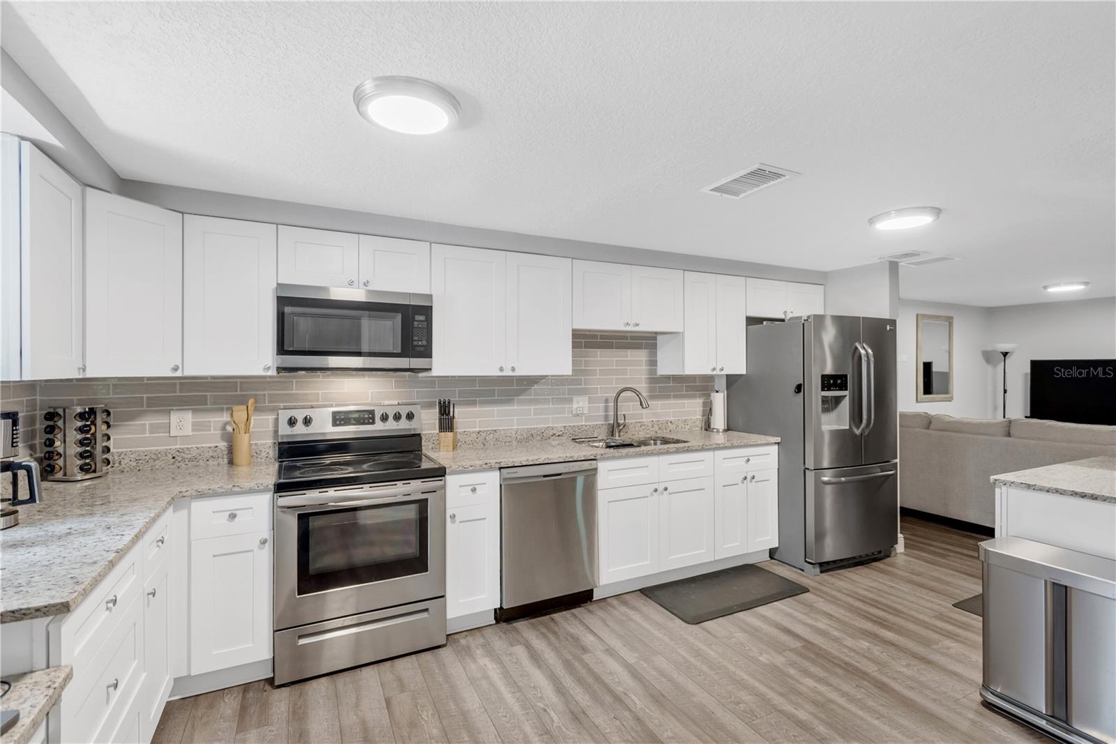 6305 S SELBOURNE Ave TAMPA, FL 33611