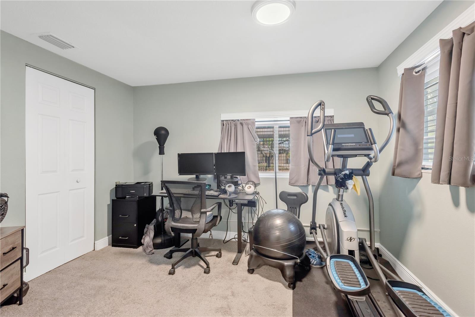 6305 S SELBOURNE Ave TAMPA, FL 33611