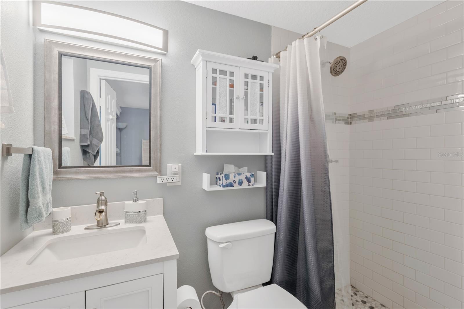 6305 S SELBOURNE Ave TAMPA, FL 33611