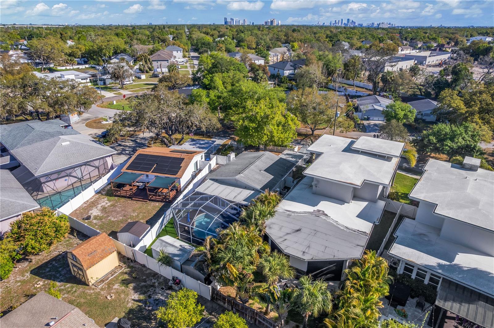 6305 S SELBOURNE Ave TAMPA, FL 33611